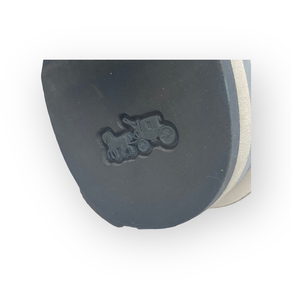 Coach ✽ C142 Runner Running Shoes Sneakers ✽ Chalk Tossed Rose Print ✽ 8.5M ✽ - Picture 13 of 16